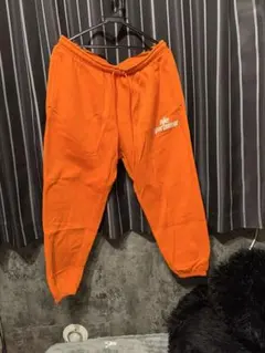 Nike Sportswear スウェットパンツ オレンジのサムネイル