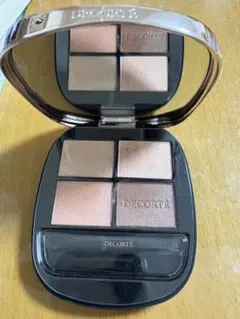 DECORTÉ アイシャドウパレット 4色