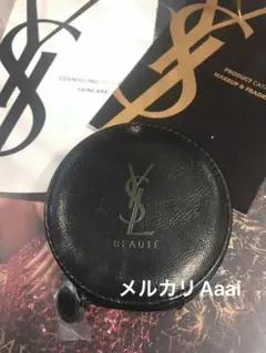 イヴサンローラン　限定ノベルティロゴ付きポーチ