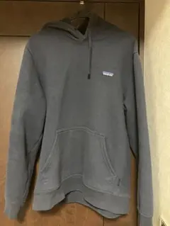 【美品】patagonia アップライザル　パーカー M ネイビー