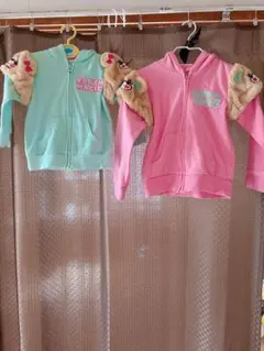 パーカー　2点セット　(女の子90・110)