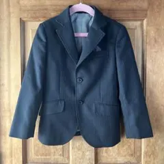 キッズ　黒 ストライプ ブレザーとショートパンツセット