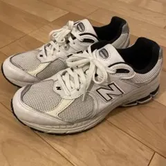 ニューバランス　2002R ホワイト