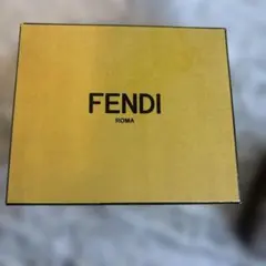 FENDI 折りたたみ財布 箱付き