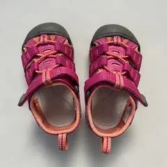 KEEN ベビー　キッズ ピンク サンダル 13.5センチ