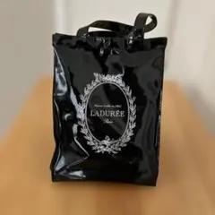 LADUREE エナメル調 トートバッグ ブラックのサムネイル