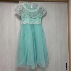 ミントグリーン フリル付きドレス
