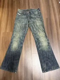 Diesel ブーツカットデニム ダークブルー