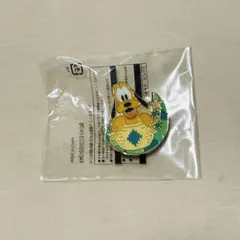新品未開封　ディズニー　プルート ピンバッジ