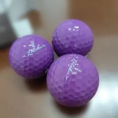 ゴルフボール 3個入り 紫　両立する飛距離&スピンコントロール性能