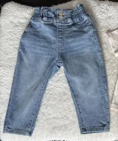 Item thumbnail for item f6ad5b69-997d-4573-abfc-0509842f59e2