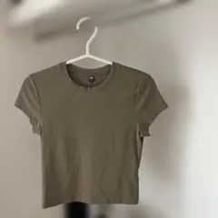 UNIQLO カーキ 半袖クロップドTシャツ M