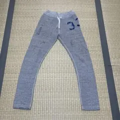 デニムダンガリー 落書き風 スウェットパンツ グレー size140cm