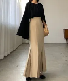 Louere ハイウエストプリーツマーメイドスカート　ベージュ　XL