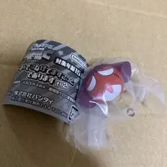 ケロロ軍曹　ガチャ　つまんでつなげてますこっと　ギロロ（ボールチェーンVer.）