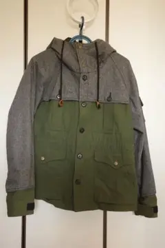 メンズ　マウンテンパーカ　Mサイズ
