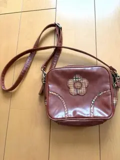 MARY QUANT フラワーモチーフ ショルダーバッグ