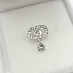 Dior CDロゴ ラインストーン ピアス 片耳用 - メルカリ