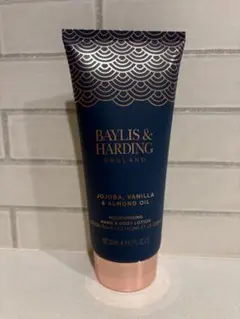 Item thumbnail for item 2835424d-5e89-4c11-9c52-41b06a26cccf