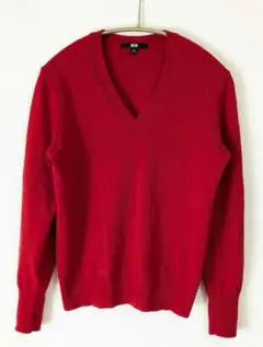 ユニクロ　Vネックセーター　カシミヤ100%ニット　M 　赤
