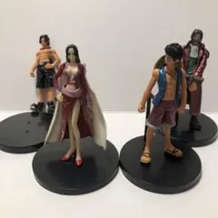 ワンピース　フィギュア　ルフィ　ハンコック　エース等　4体セット