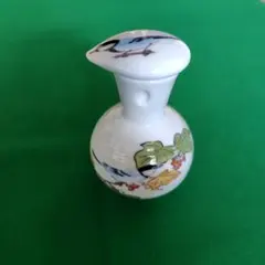 陶器製 醤油さし 葉と鳥のデザイン