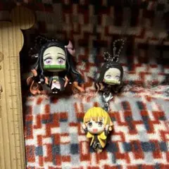 鬼滅の刃フィギュアキーホルダー 3個セット 禰豆子 善逸