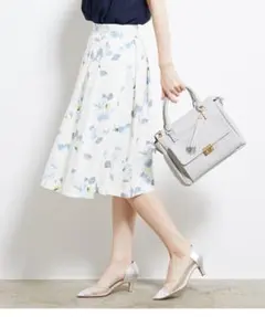 ♡ROPE' PICNICフラワープリントタックスカート♡のサムネイル