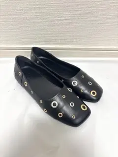 【美品】SOFI スタッズ フラットシューズ 本革 ハトメ装飾 アローズ別注のサムネイル
