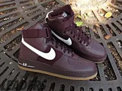 NIKE AIR FORCE 1 HIGH