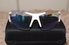 Item thumbnail for item 5caeec66-0307-4b3e-9576-0522671cbe61