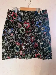 ZARA 花柄刺繍　ミニスカート