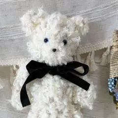 ハンドメイド作家さん テディベア クリーム色 猫 ぬいぐるみ - メルカリ