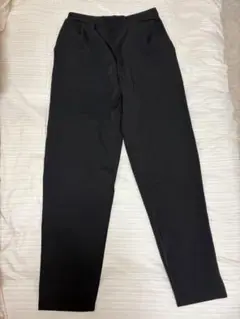 テーパード カジュアルパンツ