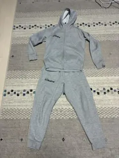 ATHLETA グレー パーカー＆パンツセット 150