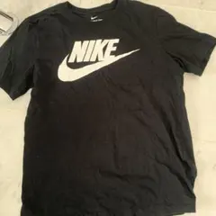 ナイキT シャツ　黒 サイズM