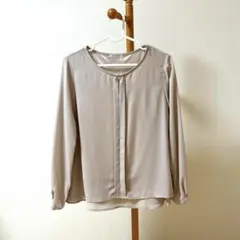 長袖ブラウス Sサイズ　ピンクベージュ　新品未使用