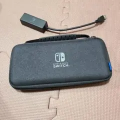 ホリ製 Nintendo Switch用ケースとランアダプター