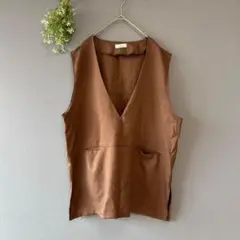 リノルーセ［M］新品◎大人ナチュラル◎薄手◎サイドスリット◎深Vネックベストのサムネイル