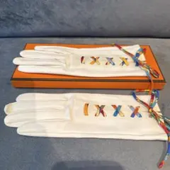 HERMES レザーグローブ ホワイト マルチカラーのサムネイル