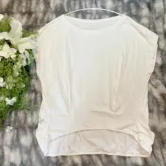 COLLAGEホワイト 半袖カットソー 前後差デザイン綿100%のサムネイル