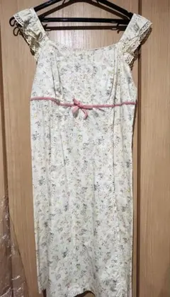 エミキュ グリッターマリンワンピ 生成×ブルーEmily Temple Cute