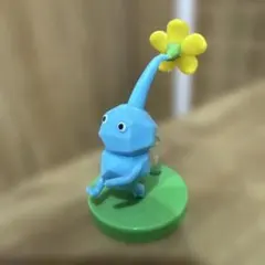 ピクミン チョコエッグ　氷　水色