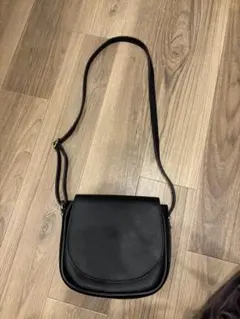 【美品】スクエア　フラップレザーショルダーバッグ