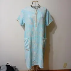 水色の花柄半袖部屋着（ローブ）ワンピース