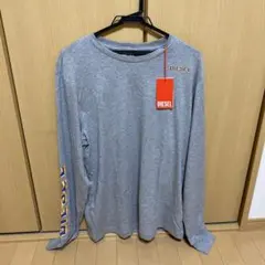 DIESEL ディーゼル　長袖　ロンT プリントTシャツ　新品　未使用　タグ付き