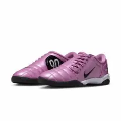 NIKE Total 90（ナイキ トータル 90）ピンク