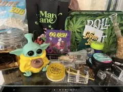 ボング　喫煙具　現地ディスペンサリーショッパー　フィギュア ガラスボウル付き