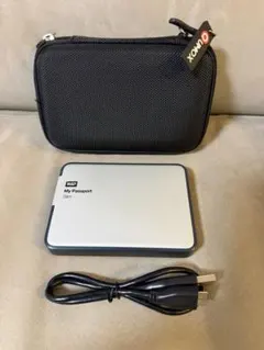 ポータブルHDD(2TB) WD My Passport Slim