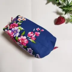 最終価格‼️【台湾布でハンドメイド】キャラメルポーチ　台湾花布